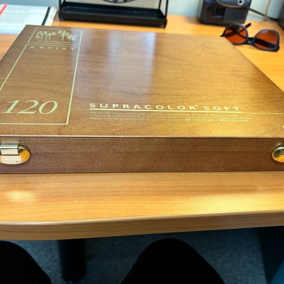 Caran d'Ache Supracolor 120 Coloured Pencils in Wooden Case - Picture 4 of 9